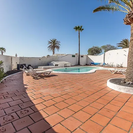Vakantiehuis La *